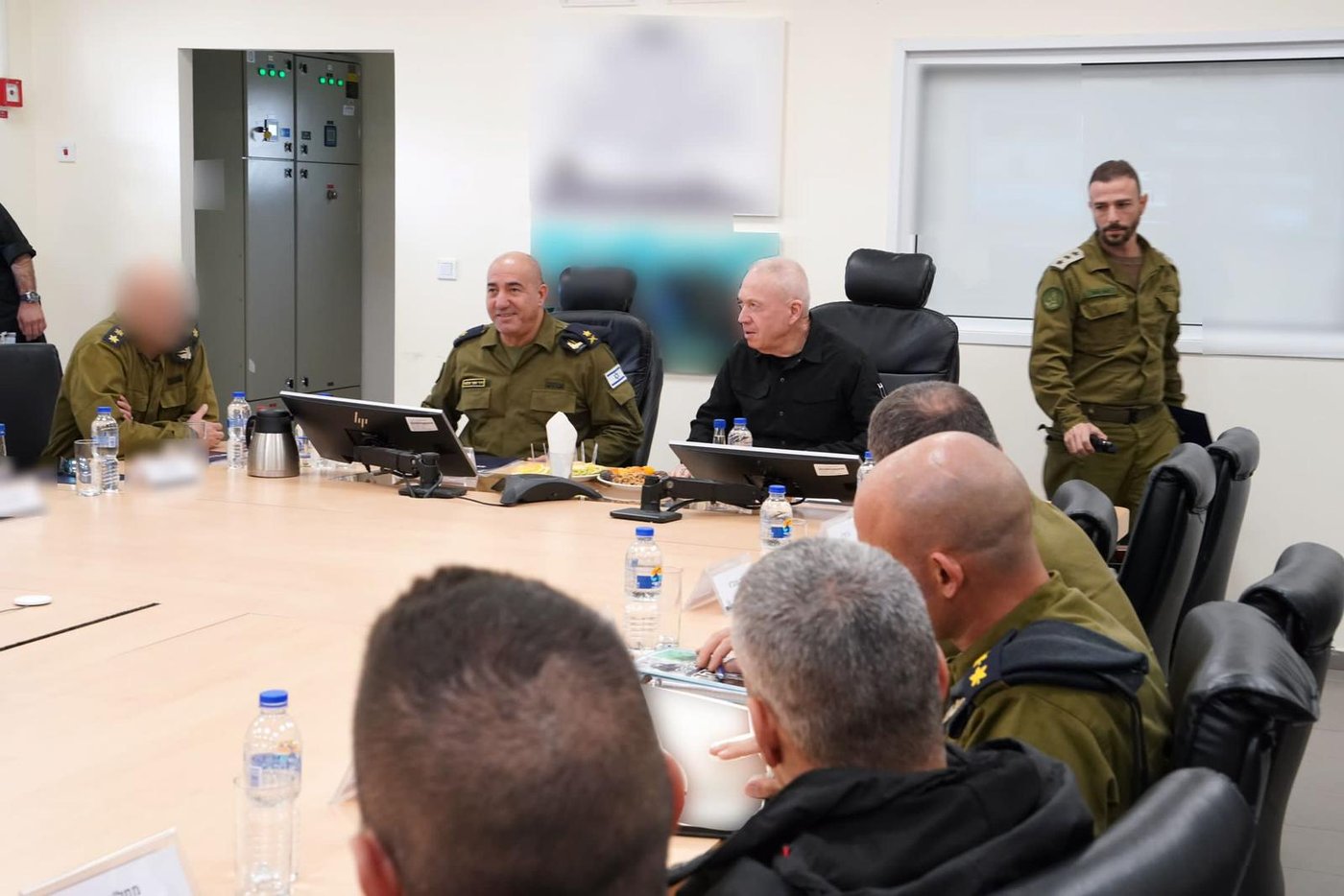 גלנט עם לוחמי שייטת 13, היום