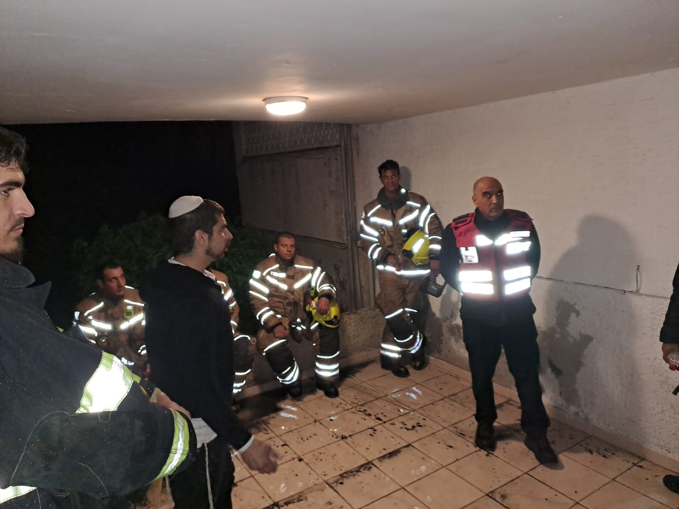 אדם נפצע קשה בשריפה שפרצה בדירת מגורים בחיפה