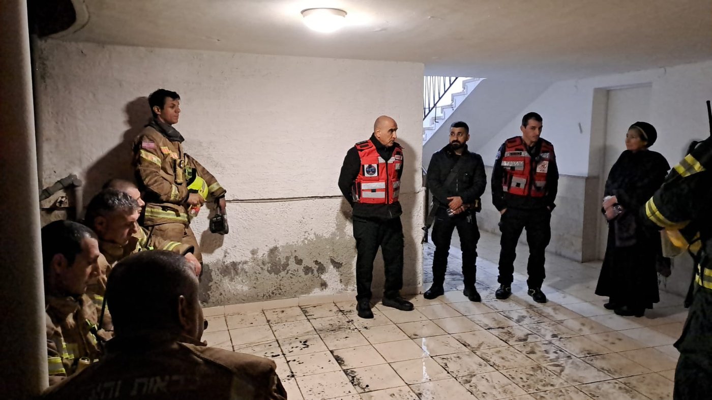 אדם נפצע קשה בשריפה שפרצה בדירת מגורים בחיפה