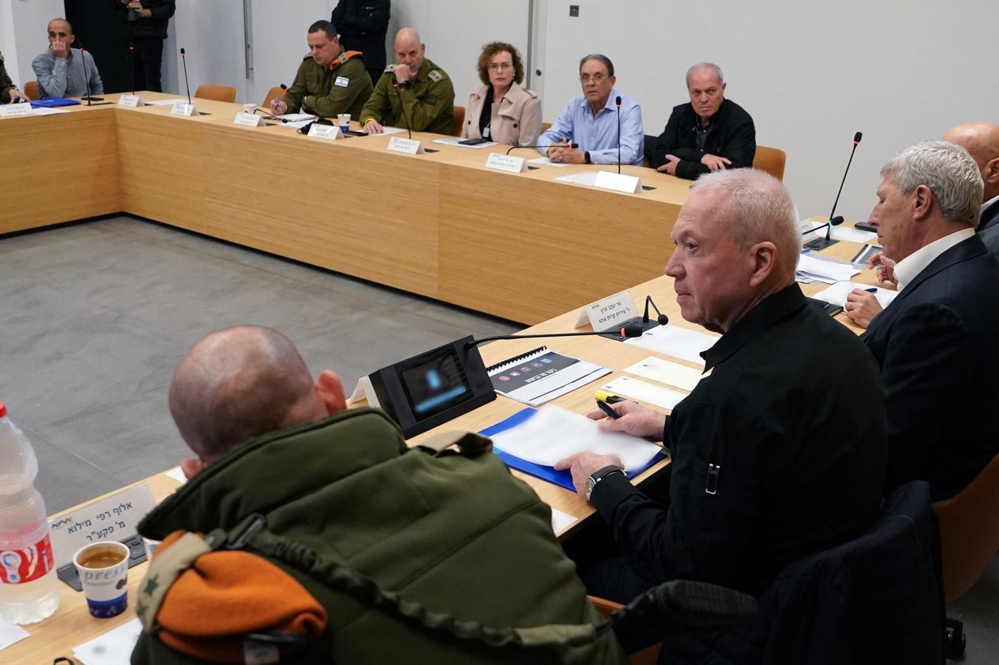 גלנט בצפון: "אם תופעל אש מלבנון, המצב בחיפה יהיה לא טוב - אבל בביירות המצב יהיה הרסני" | צפו