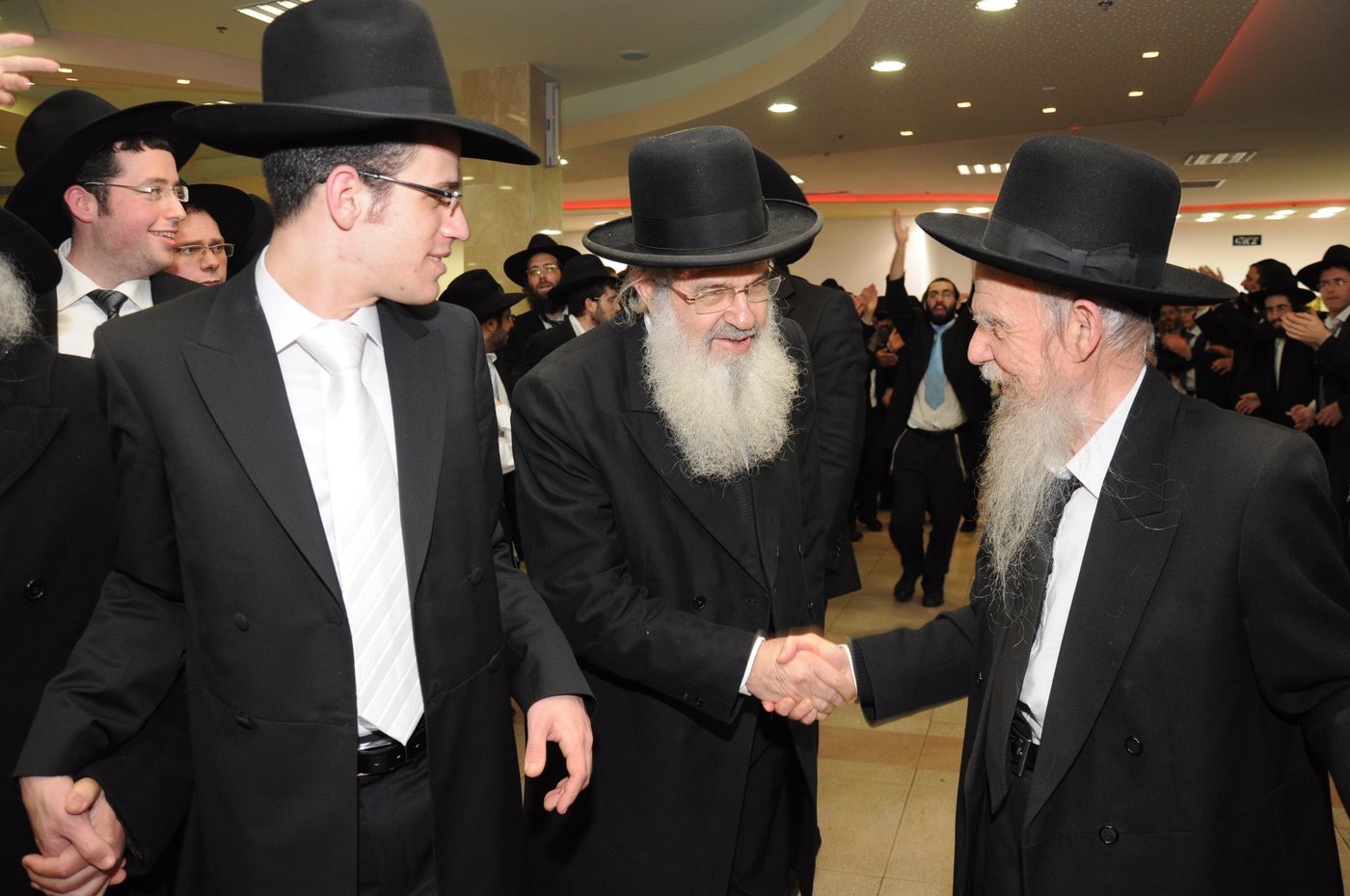 מראות חייו של הגר"ב ויסבקר זצ"ל