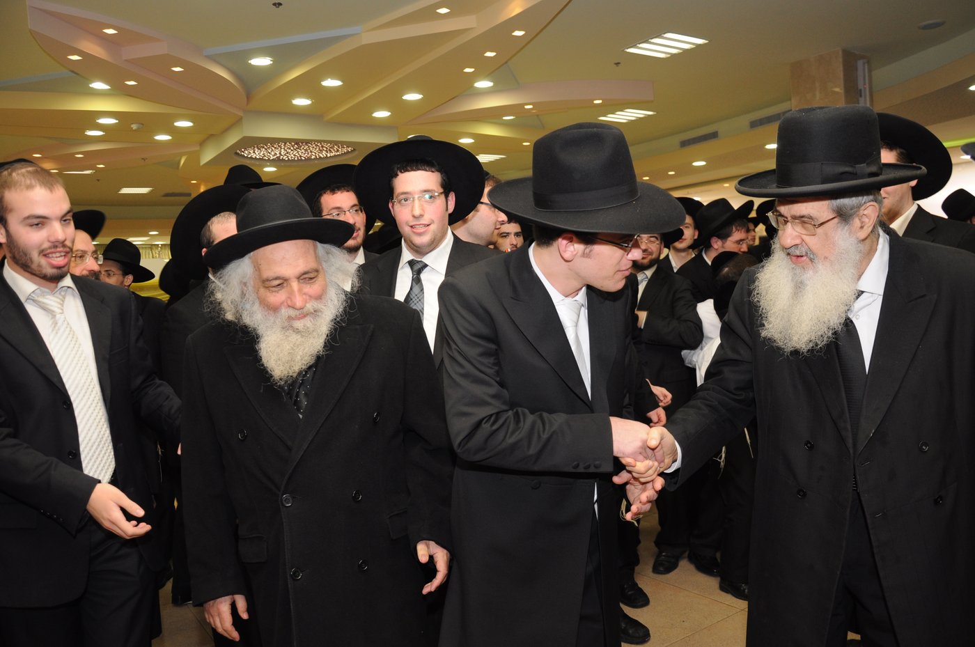 מראות חייו של הגר"ב ויסבקר זצ"ל