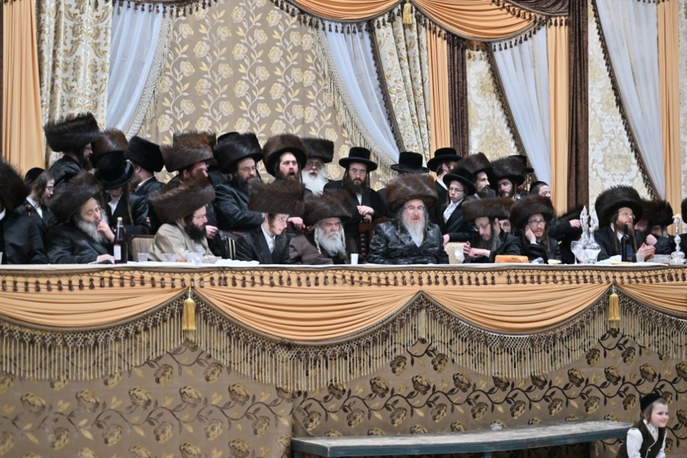 שמחת בית קארלין לעלוב - ספינקא - קרעטשניף ירושלים