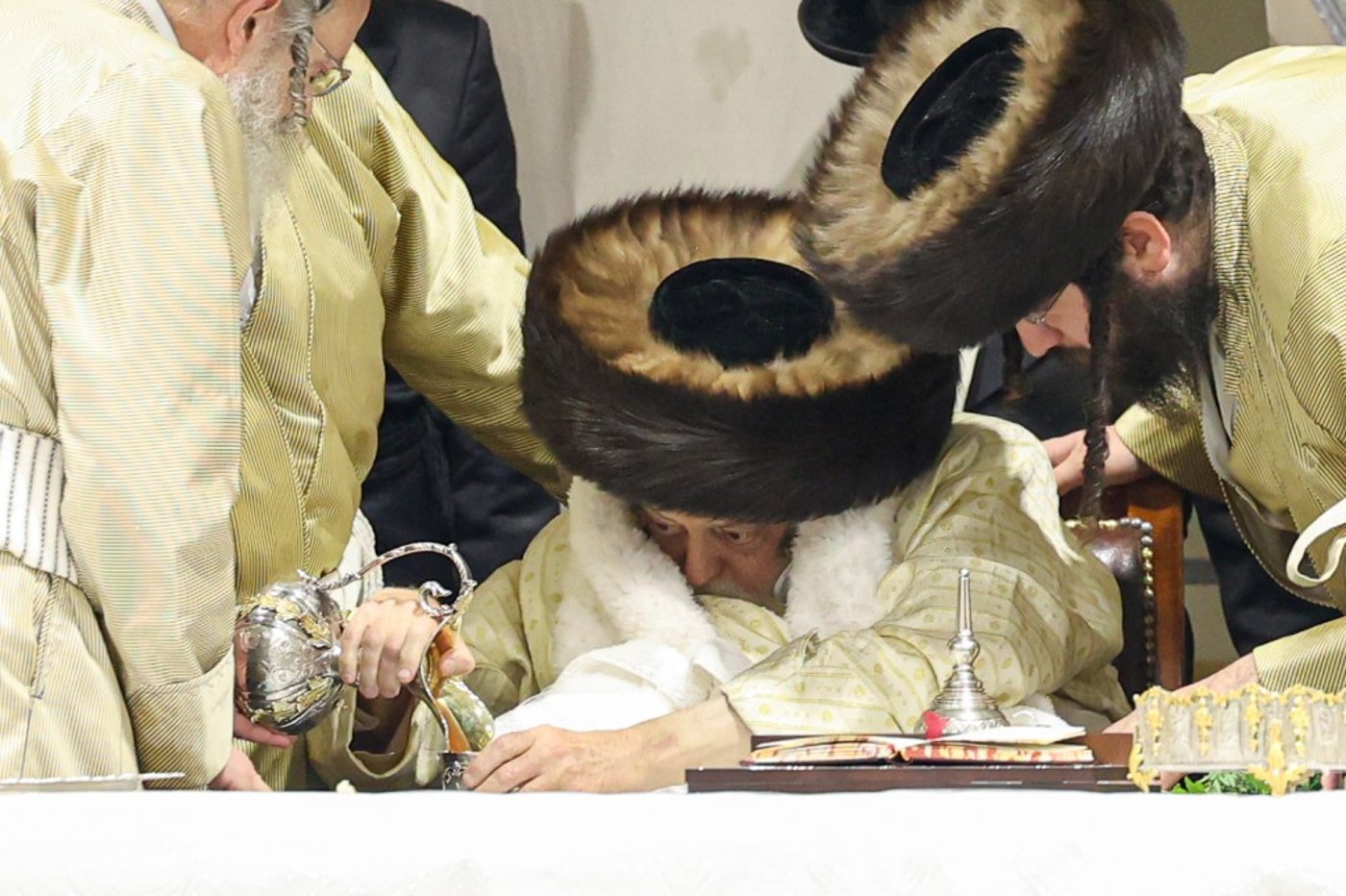 הרבי מתולדות אברהם יצחק בביתר