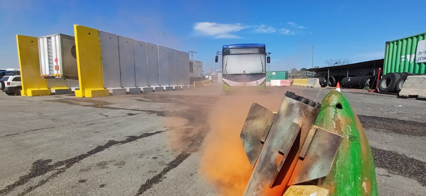 אוטובוסים מתלקחים. מיד הצוותים יחלו לפעול