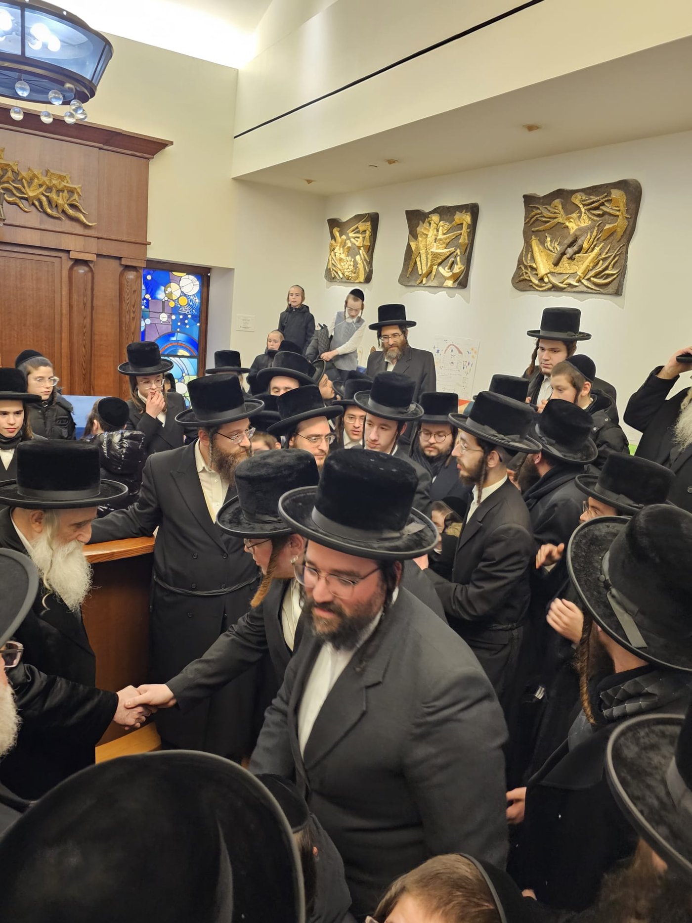 תיעוד מהביקור והניחום
