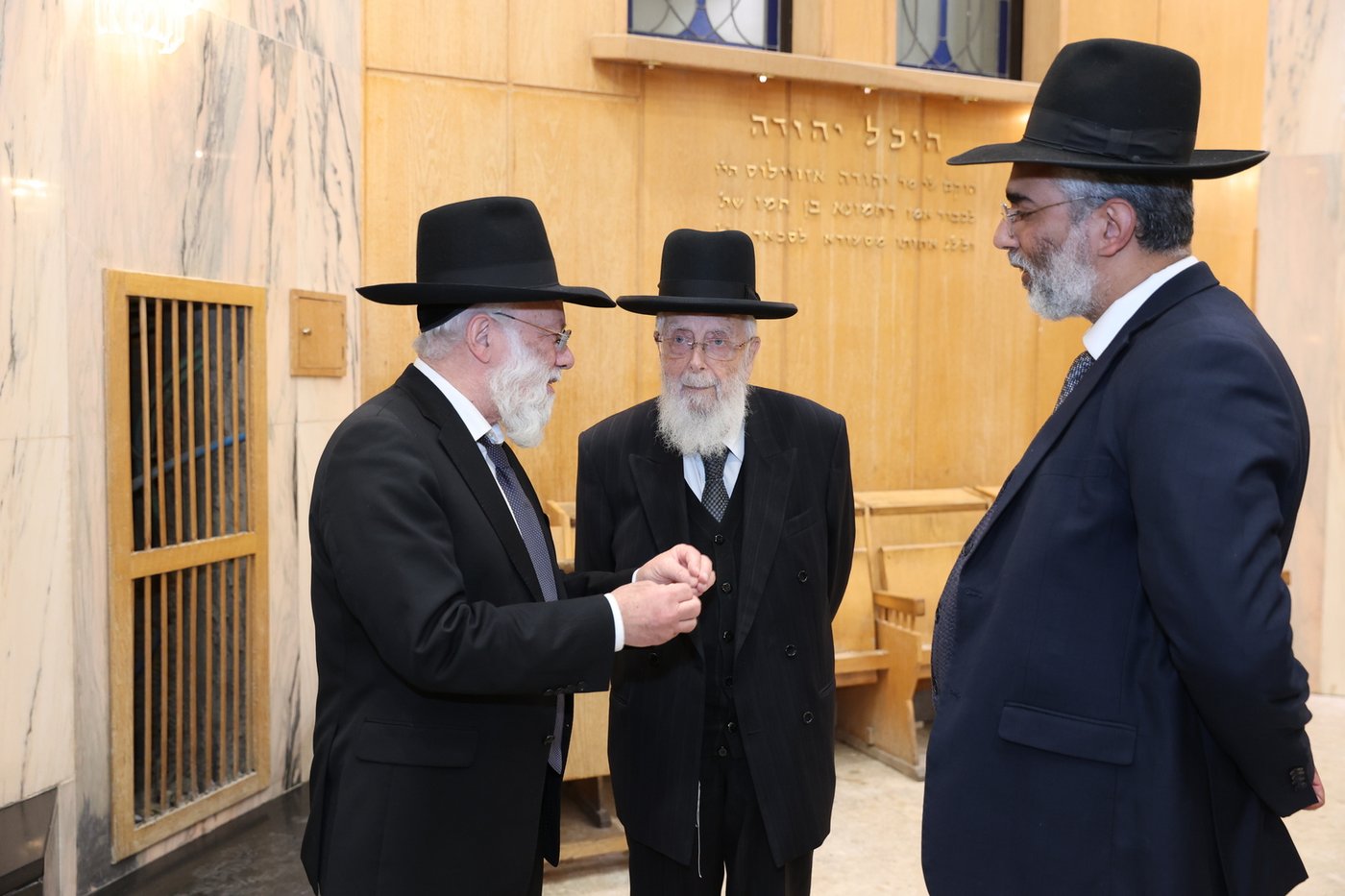 בהשתתפות ראשי הישיבות: מעמד מרומם של חידוש וכינון הישיבה לכבודה של תורה