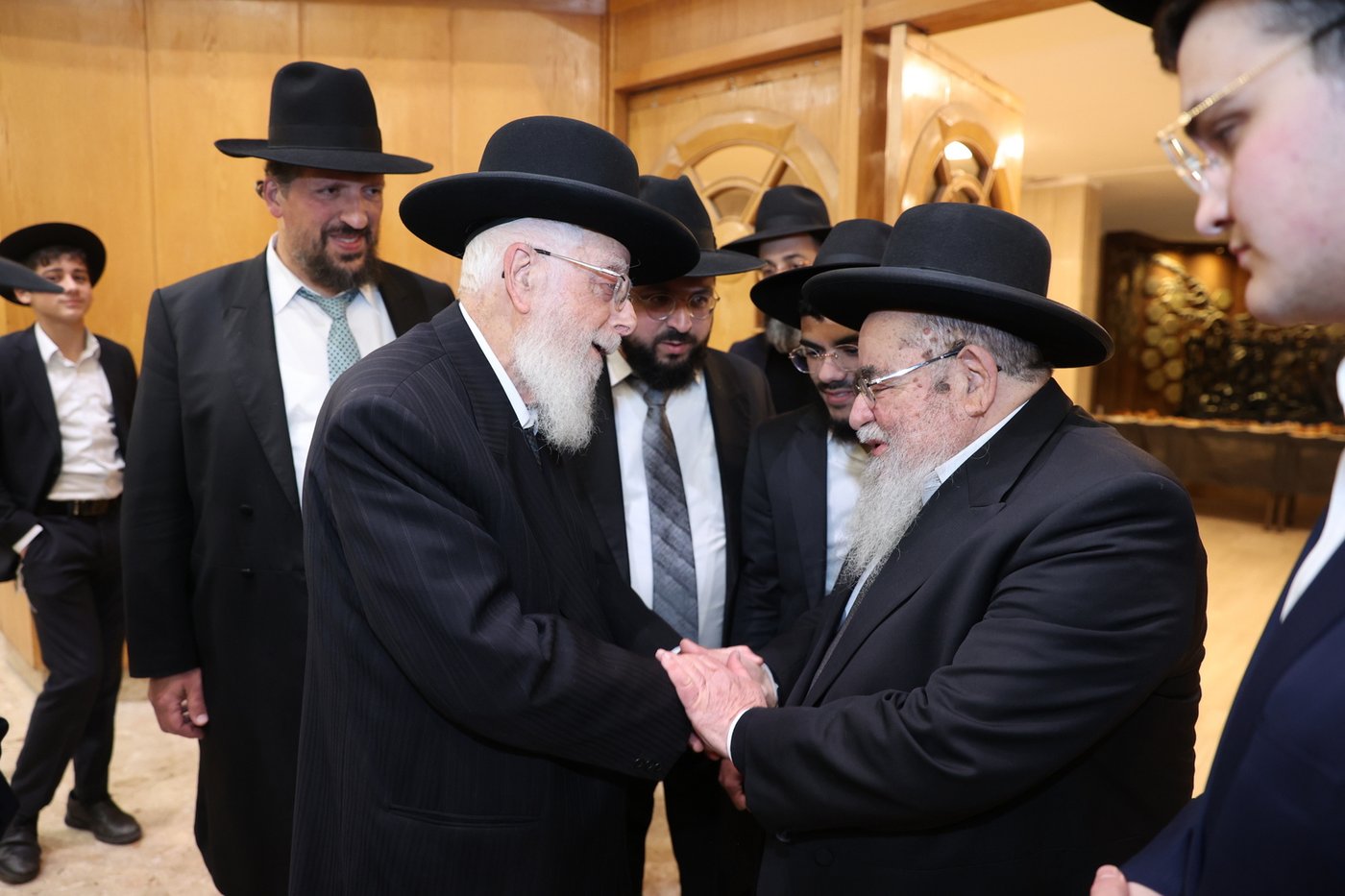 בהשתתפות ראשי הישיבות: מעמד מרומם של חידוש וכינון הישיבה לכבודה של תורה