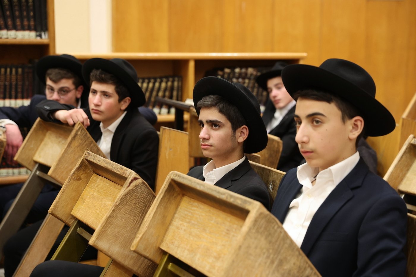 בהשתתפות ראשי הישיבות: מעמד מרומם של חידוש וכינון הישיבה לכבודה של תורה