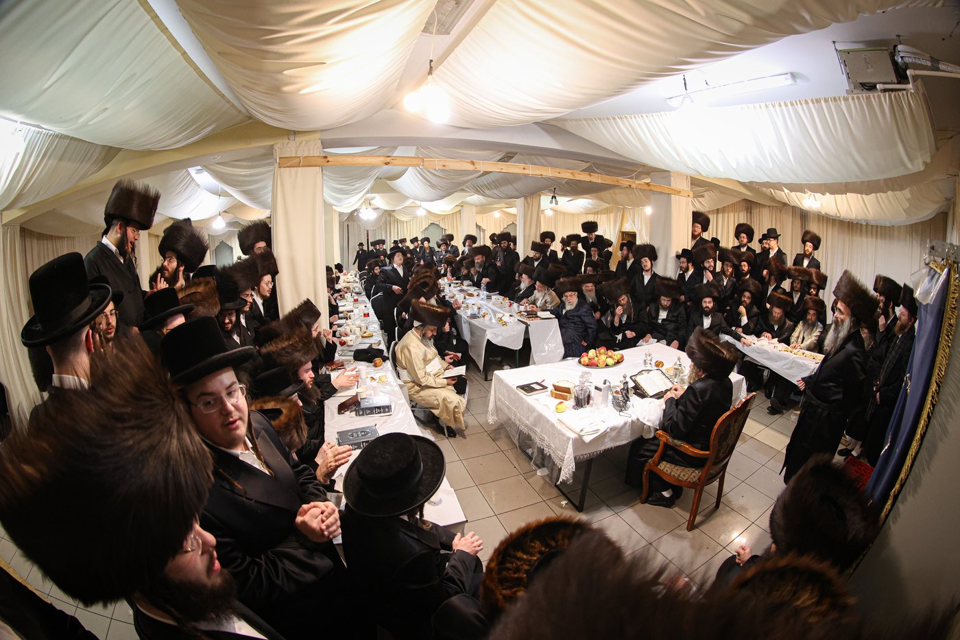 בציון רבי אלימלך זצ"ל: הלהבה החסידית מרחמסטריווקא חיממה את פולין הקפואה 
