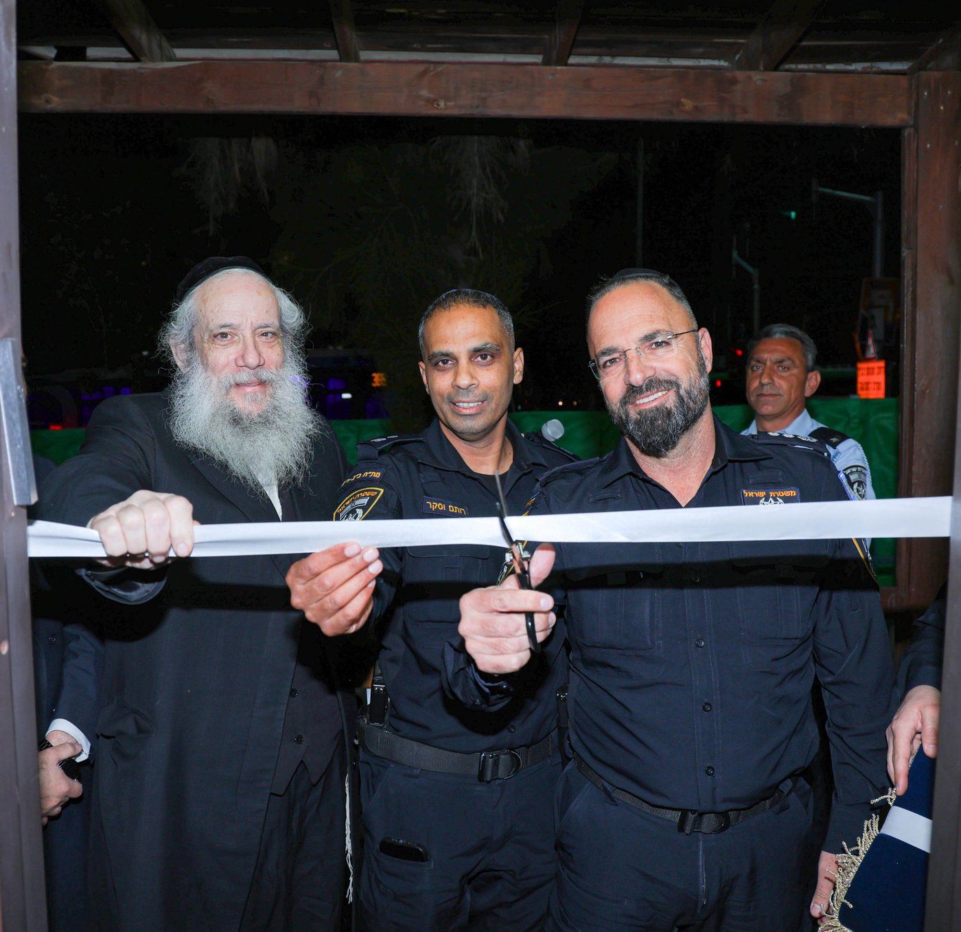 נפתח בסיס הפעלת מתנדבים חרדים במשטרת בני ברק | תיעוד