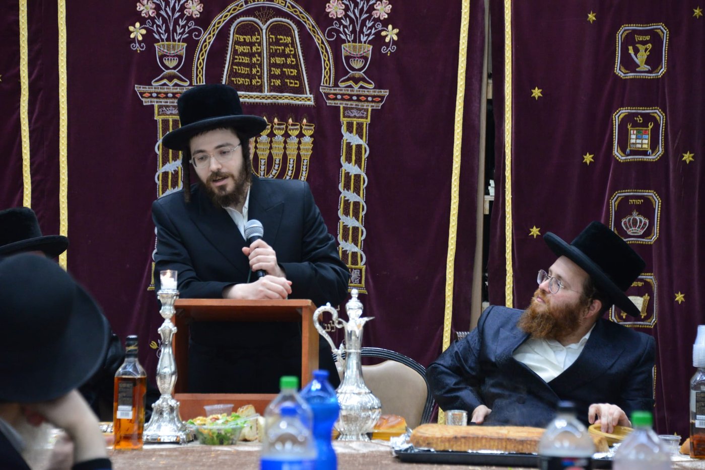 החסידים ציינו 11 שנים לפטירתו של האדמו"ר מנאשכיז
