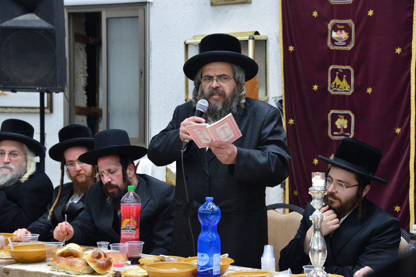 החסידים ציינו 11 שנים לפטירתו של האדמו"ר מנאשכיז