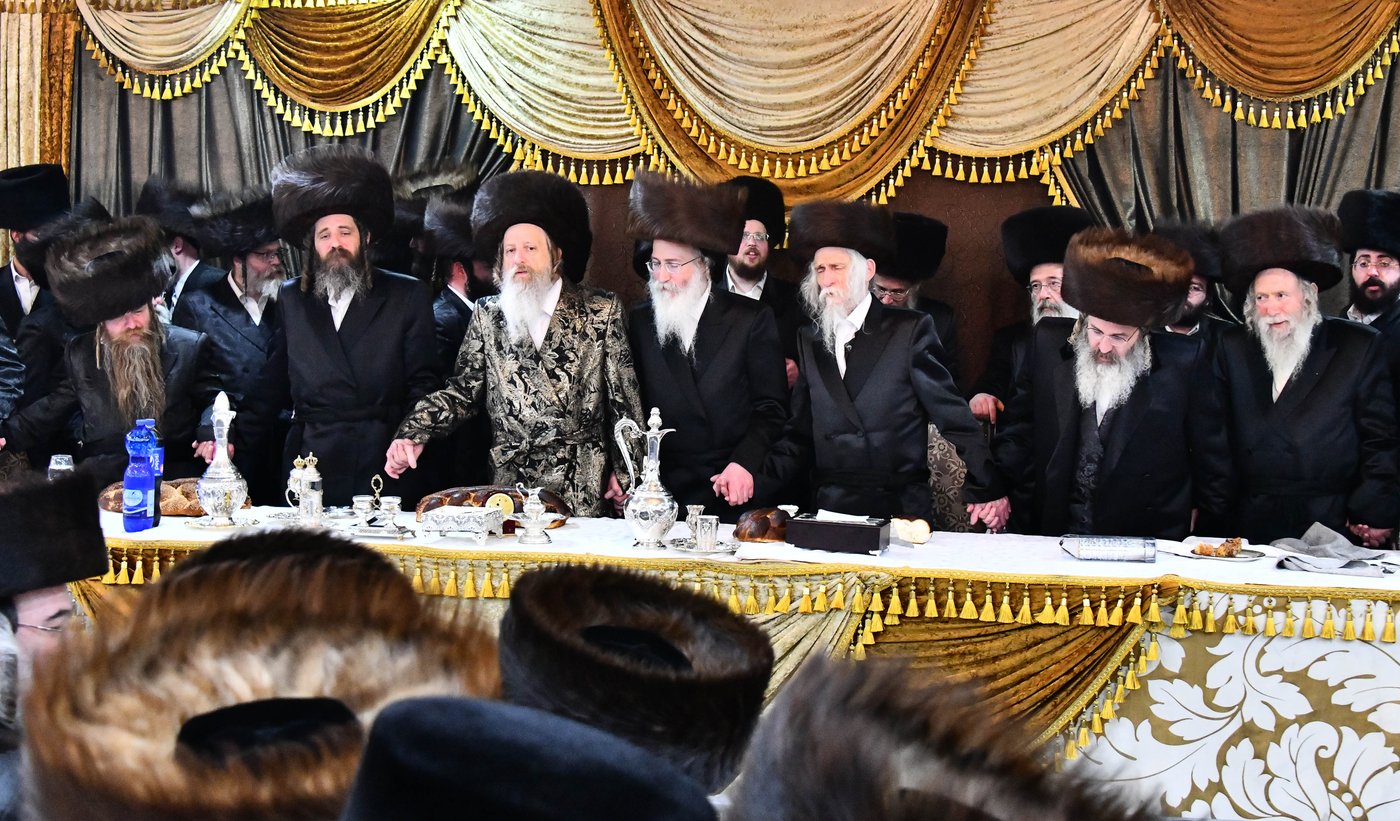 אבי הכלה התחדש עם שטריימל חדש, והסבא שבר את הצלחת