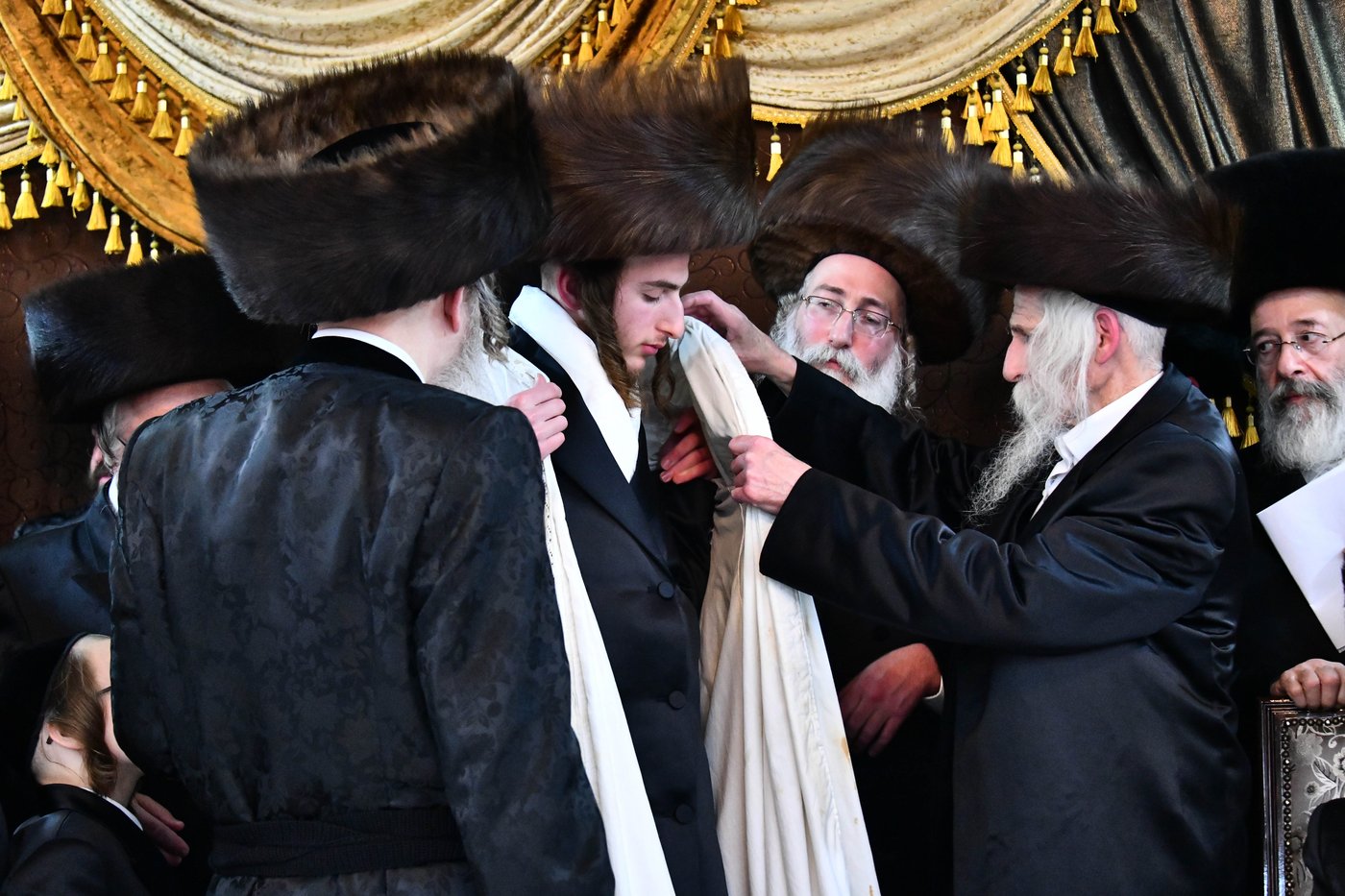 אבי הכלה התחדש עם שטריימל חדש, והסבא שבר את הצלחת