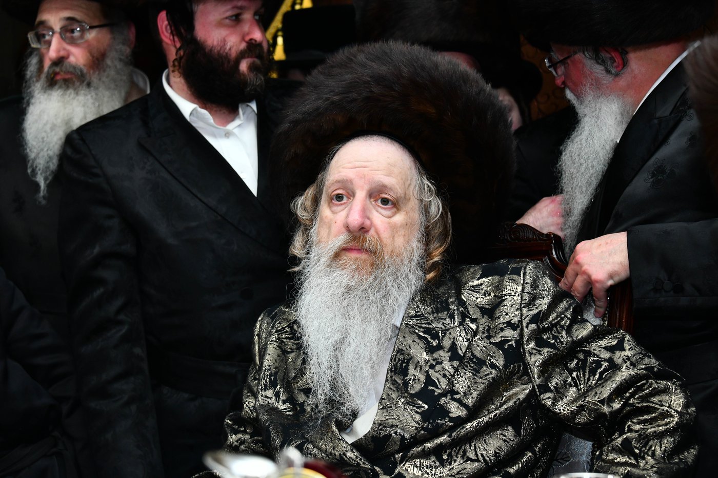 אבי הכלה התחדש עם שטריימל חדש, והסבא שבר את הצלחת