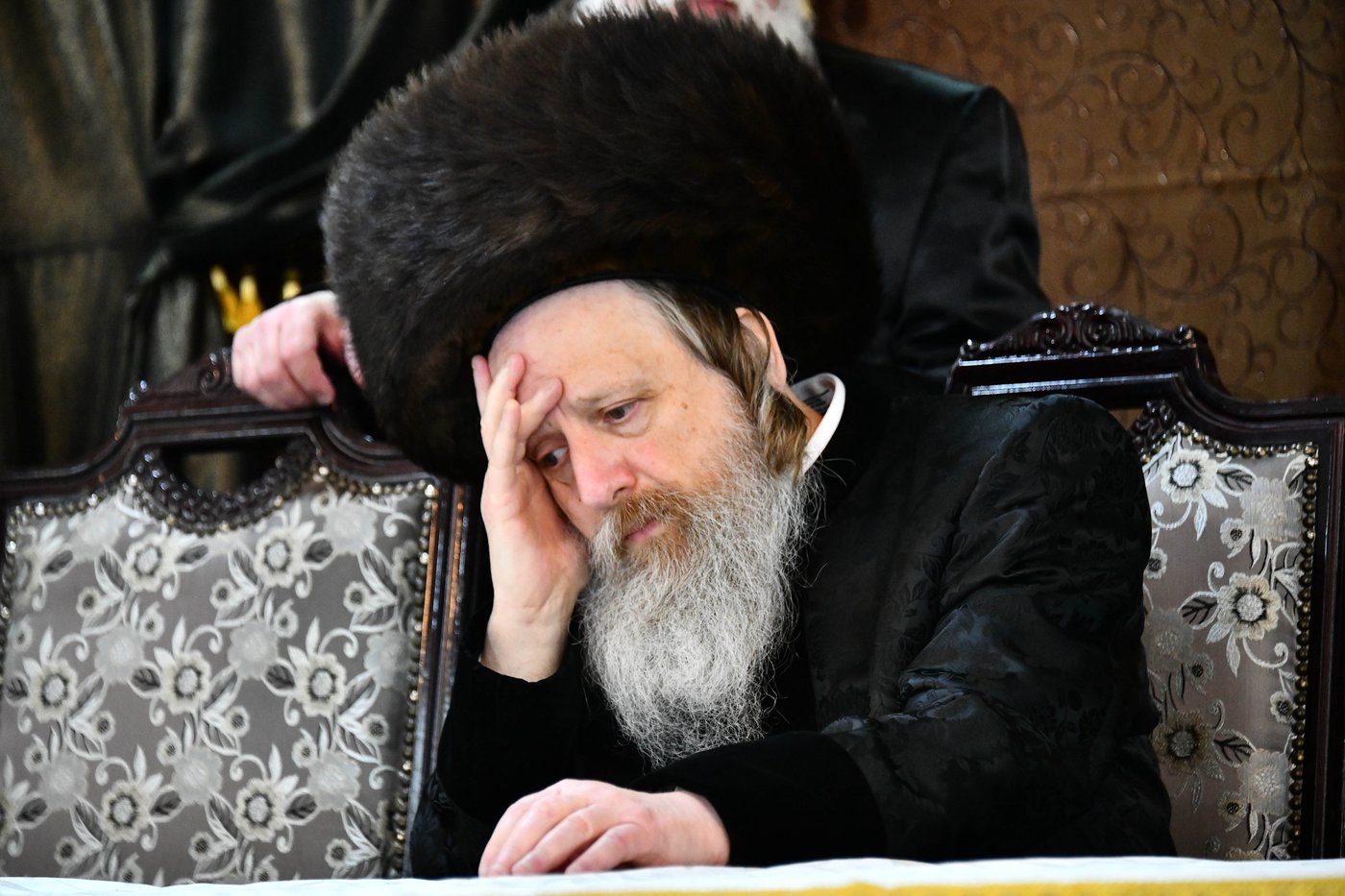 אבי הכלה התחדש עם שטריימל חדש, והסבא שבר את הצלחת
