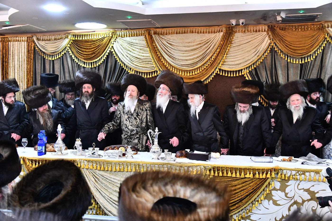אבי הכלה התחדש עם שטריימל חדש, והסבא שבר את הצלחת