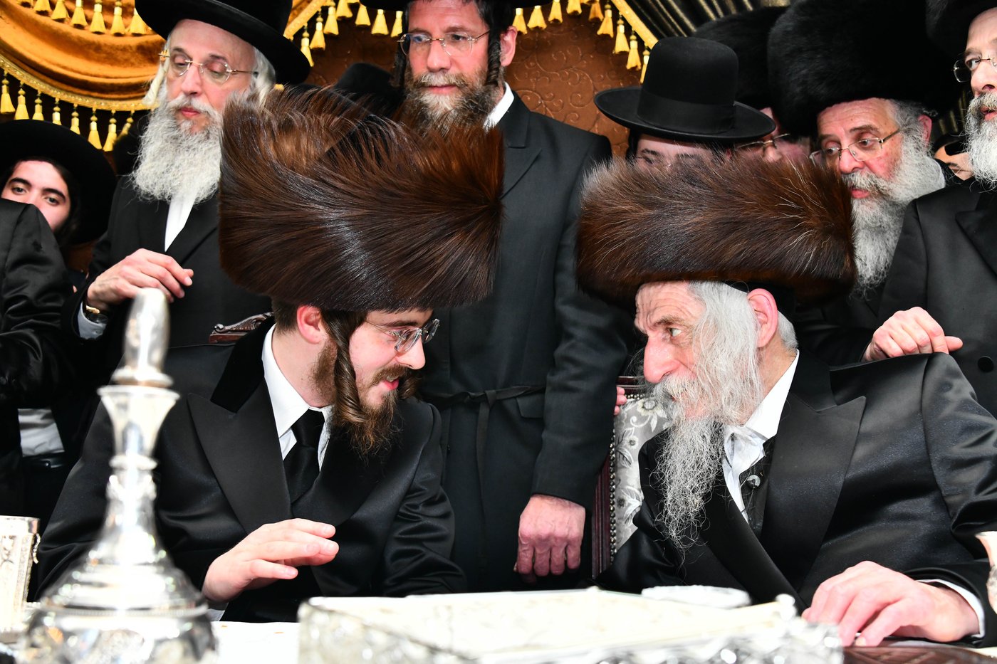 אבי הכלה התחדש עם שטריימל חדש, והסבא שבר את הצלחת