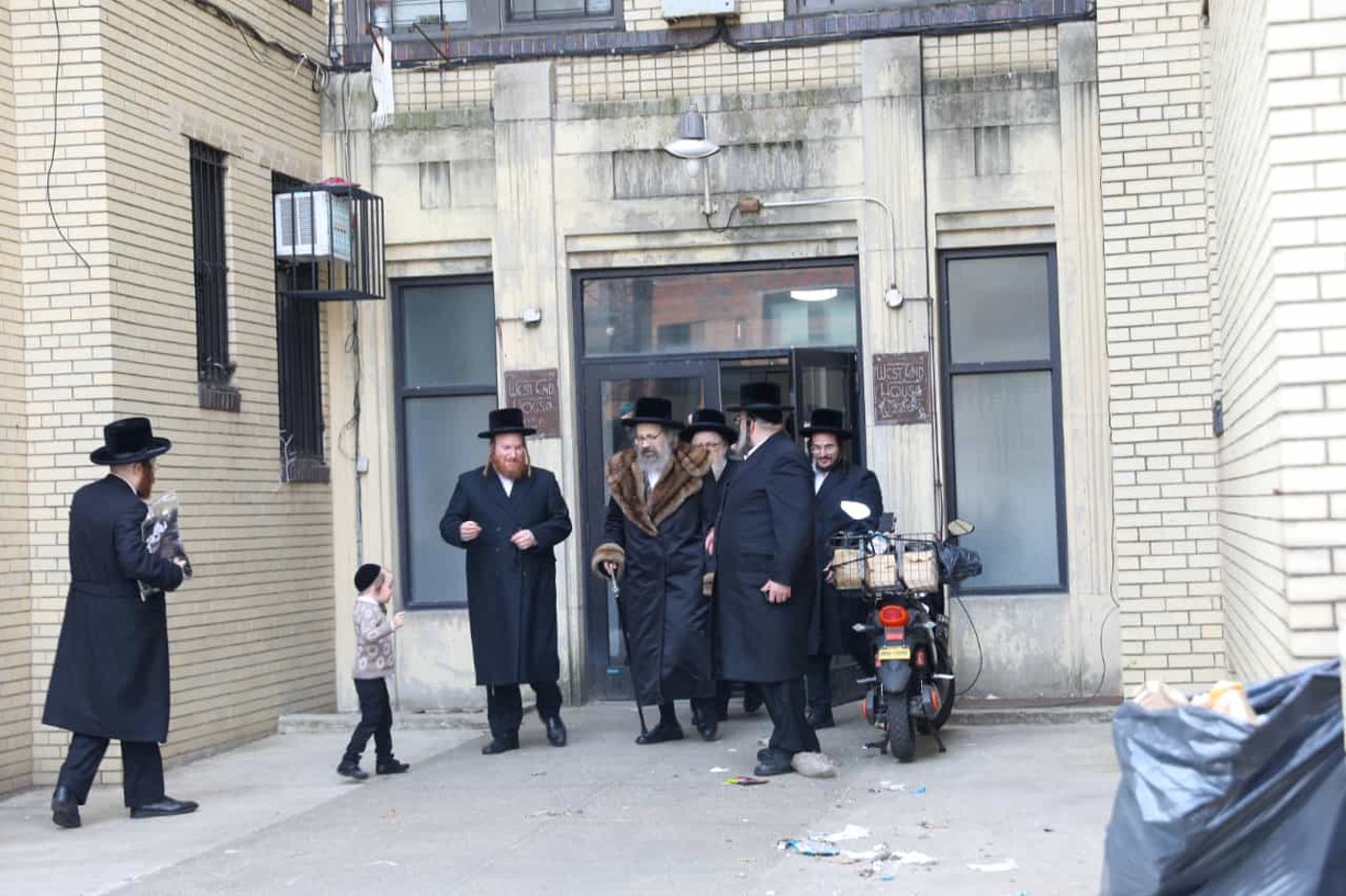 האדמו"ר מוויזשניץ לונדון בארה"ב