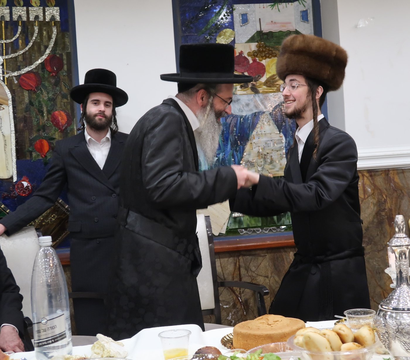 שמחת בית מכנובקא בעלזא –קרית צאנז ירושלים -מעליץ - מאקווא אשדוד