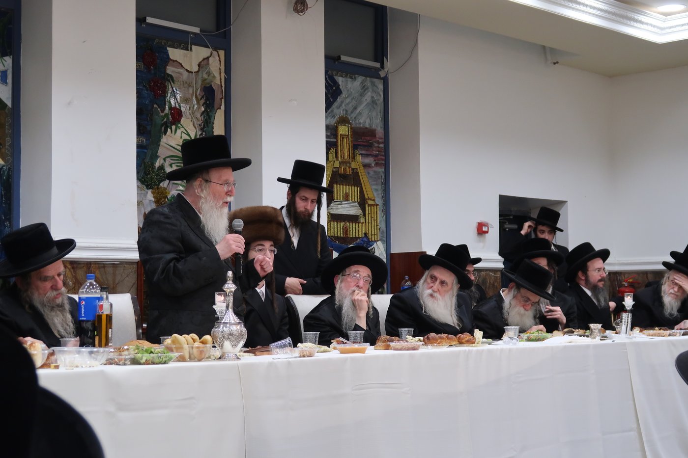 שמחת בית מכנובקא בעלזא –קרית צאנז ירושלים -מעליץ - מאקווא אשדוד
