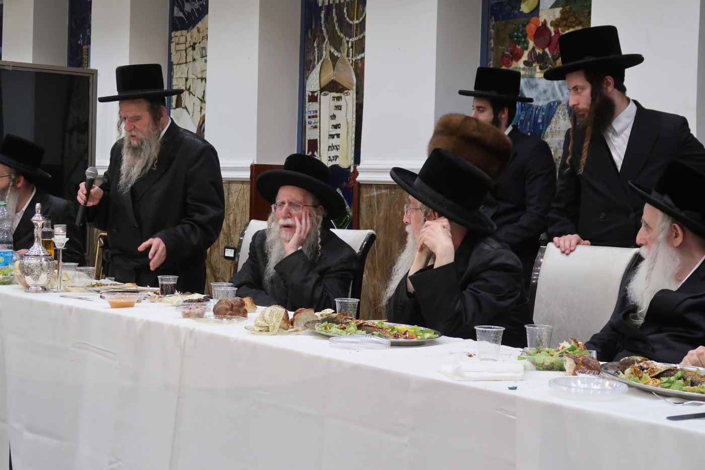 שמחת בית מכנובקא בעלזא –קרית צאנז ירושלים -מעליץ - מאקווא אשדוד