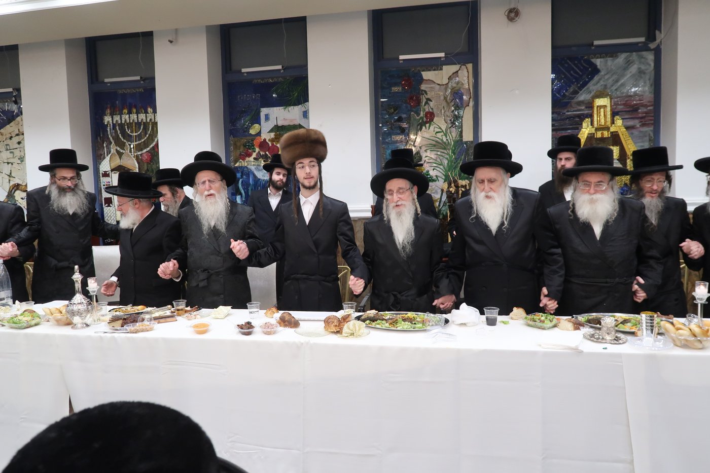 שמחת בית מכנובקא בעלזא –קרית צאנז ירושלים -מעליץ - מאקווא אשדוד
