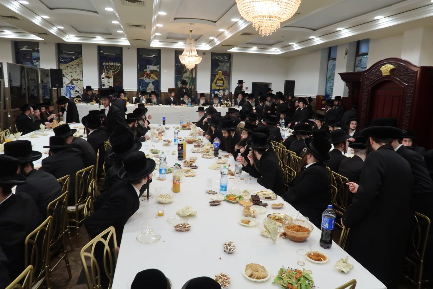 שמחת בית מכנובקא בעלזא –קרית צאנז ירושלים -מעליץ - מאקווא אשדוד