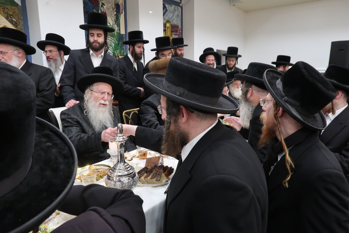 שמחת בית מכנובקא בעלזא –קרית צאנז ירושלים -מעליץ - מאקווא אשדוד