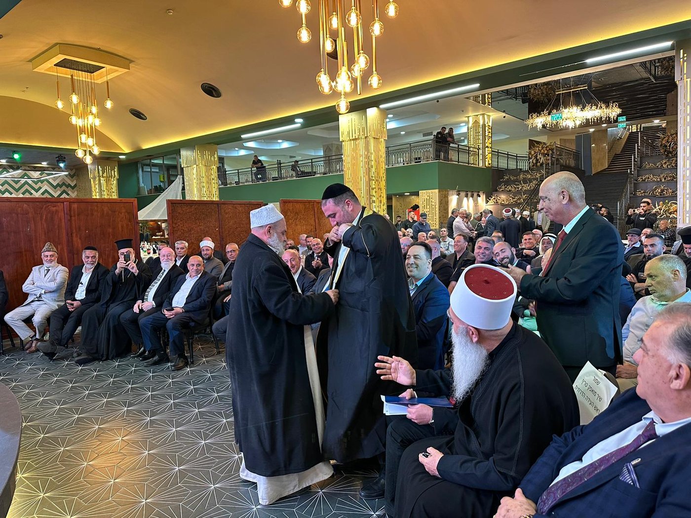 זופניק בכיכר • כל התמונות, הנייעס והחשיפות של פורים