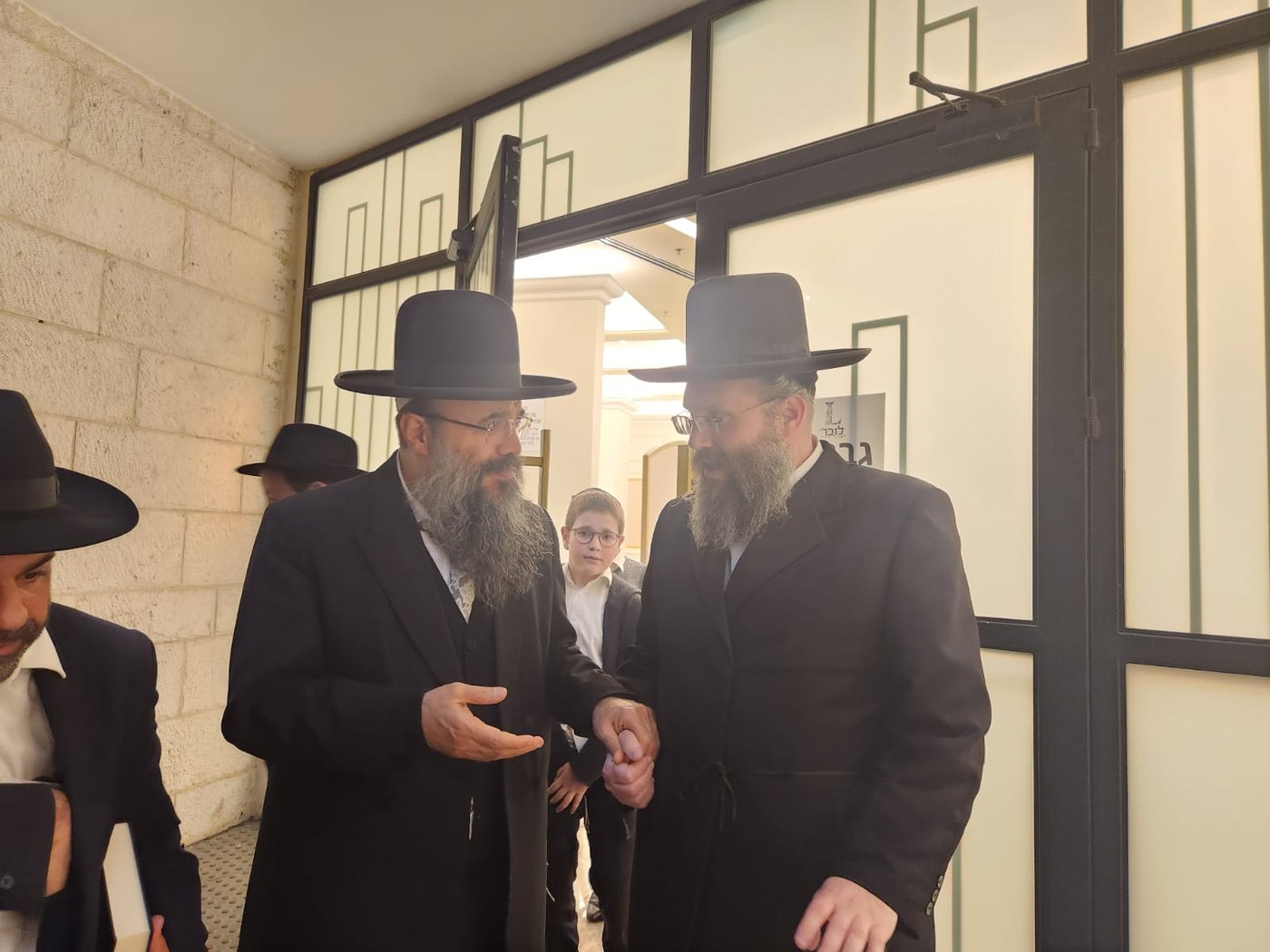 זופניק בכיכר • כל התמונות, הנייעס והחשיפות של פורים