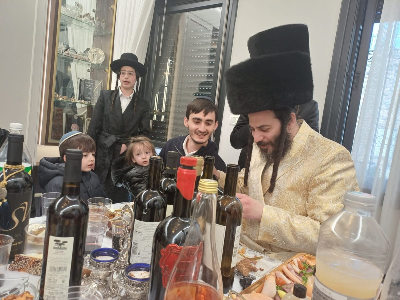 זופניק בכיכר • כל התמונות, הנייעס והחשיפות של פורים