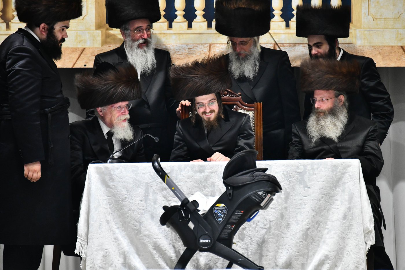 מה'שלום זכר' ועד ה'וואכט נאכט' | לקראת שמחת הברית בסאדיגורה