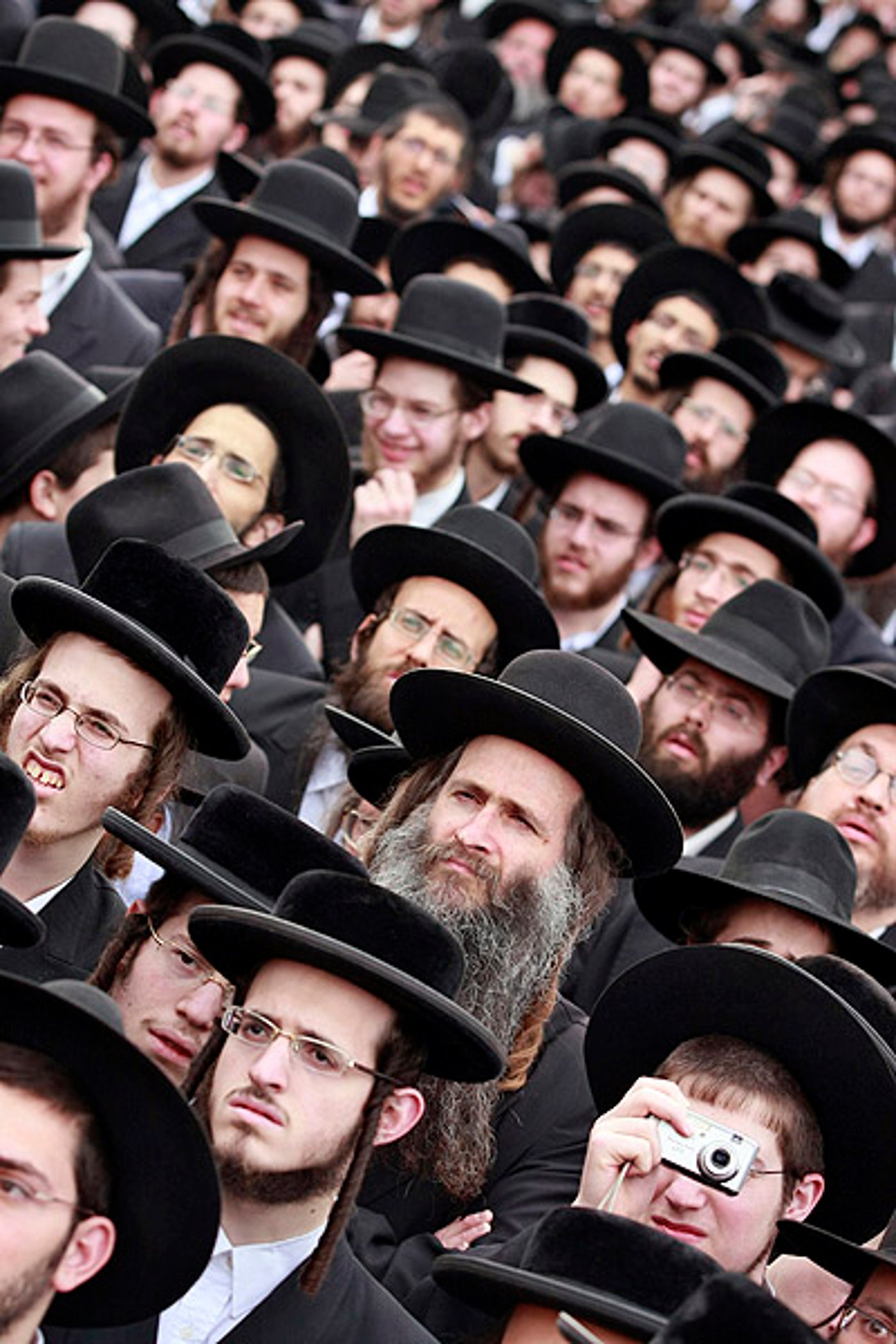יותר מ-3,000 חרדים הפגינו בירושלים נגד ´אגד´