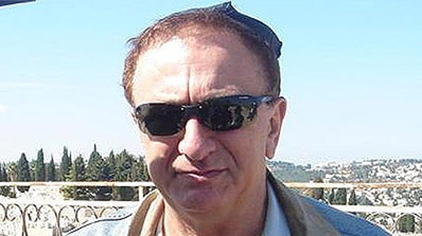 אריה גולן.