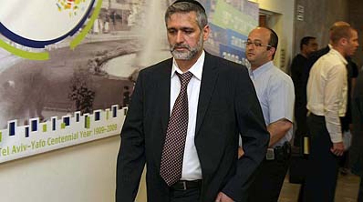 ישי בפתח ישיבת הממשלה.