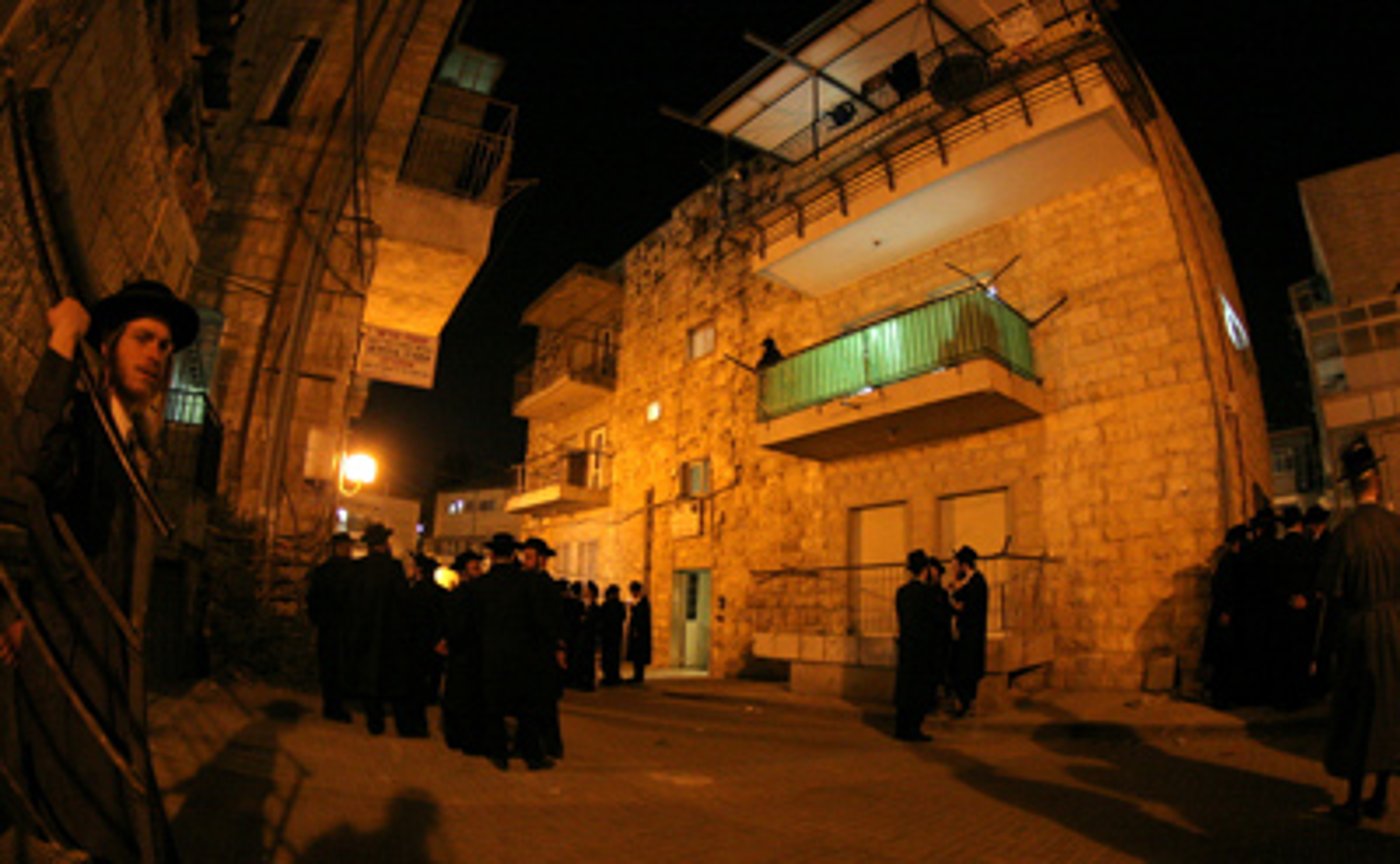 בָּכוֹ תִבְכֶּה בַּלַּיְלָה ● תמונות