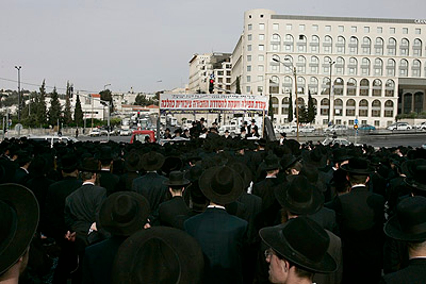 יותר מ-3,000 חרדים הפגינו בירושלים נגד ´אגד´