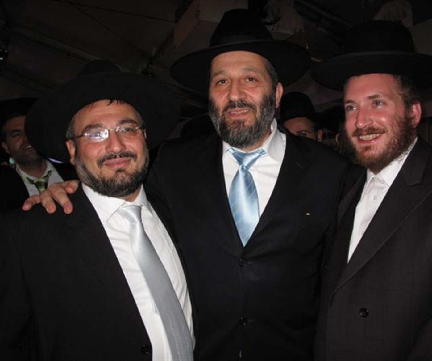 עושה שלום