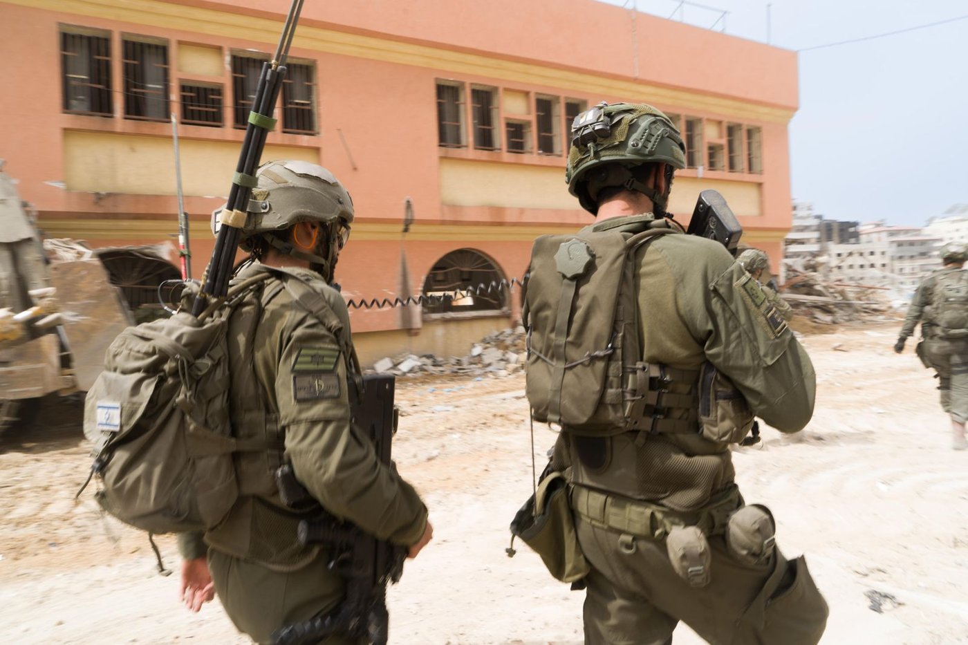 חיל האוויר תקף מטרות בעזה | לוחמים חיסלו מחבלים • צפו