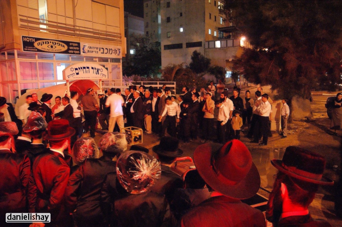 בשל הגשמים: בית הכנסת הוצף מים