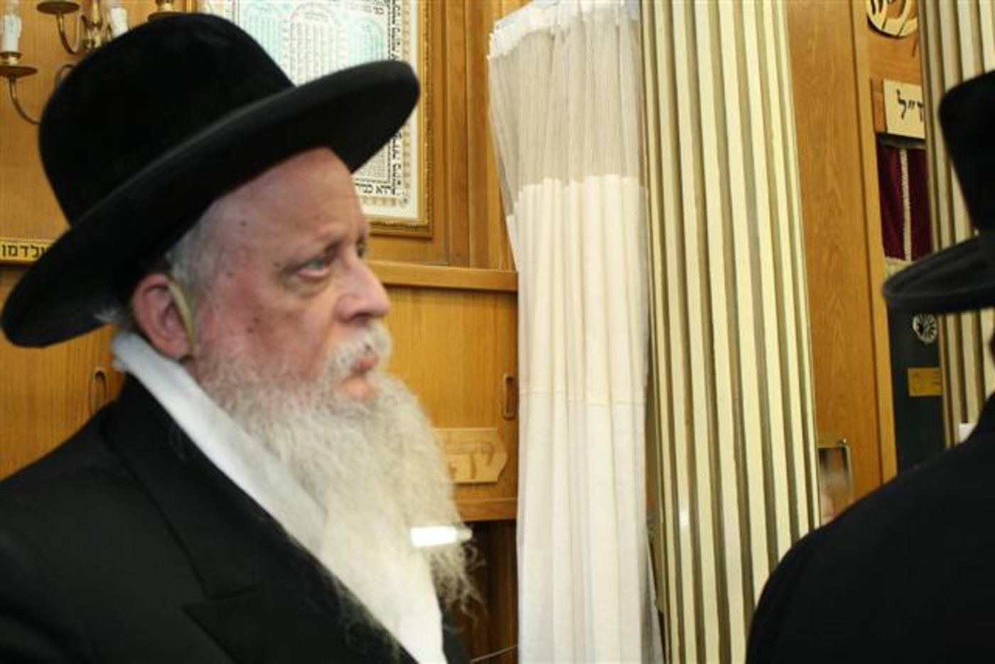 אלפים ליוו למנוחות את האדמו"ר מבוסטון זצ"ל