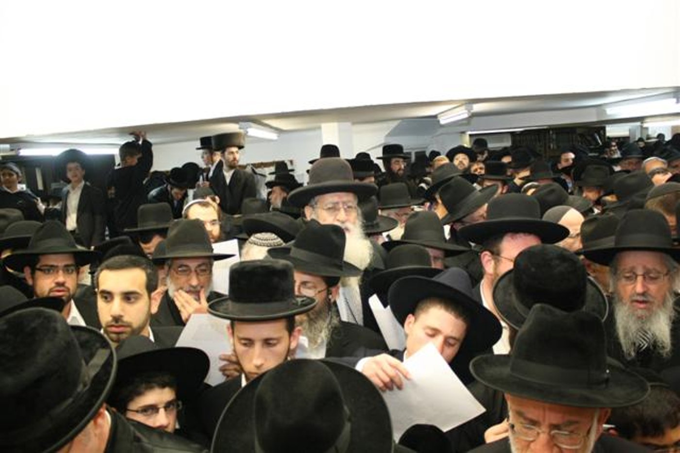 אלפים ליוו למנוחות את האדמו"ר מבוסטון זצ"ל
