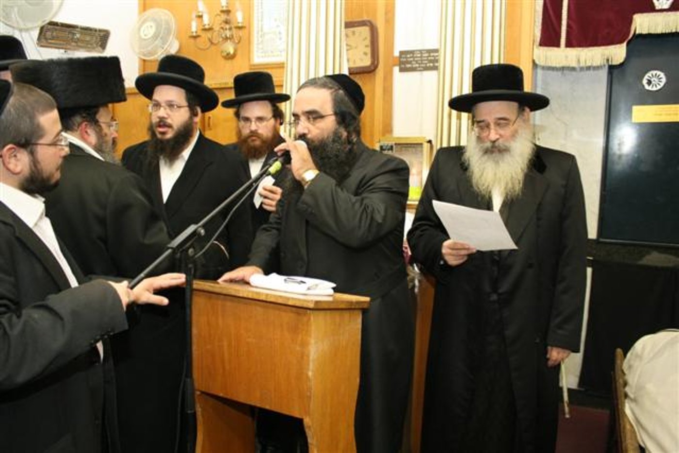 אלפים ליוו למנוחות את האדמו"ר מבוסטון זצ"ל