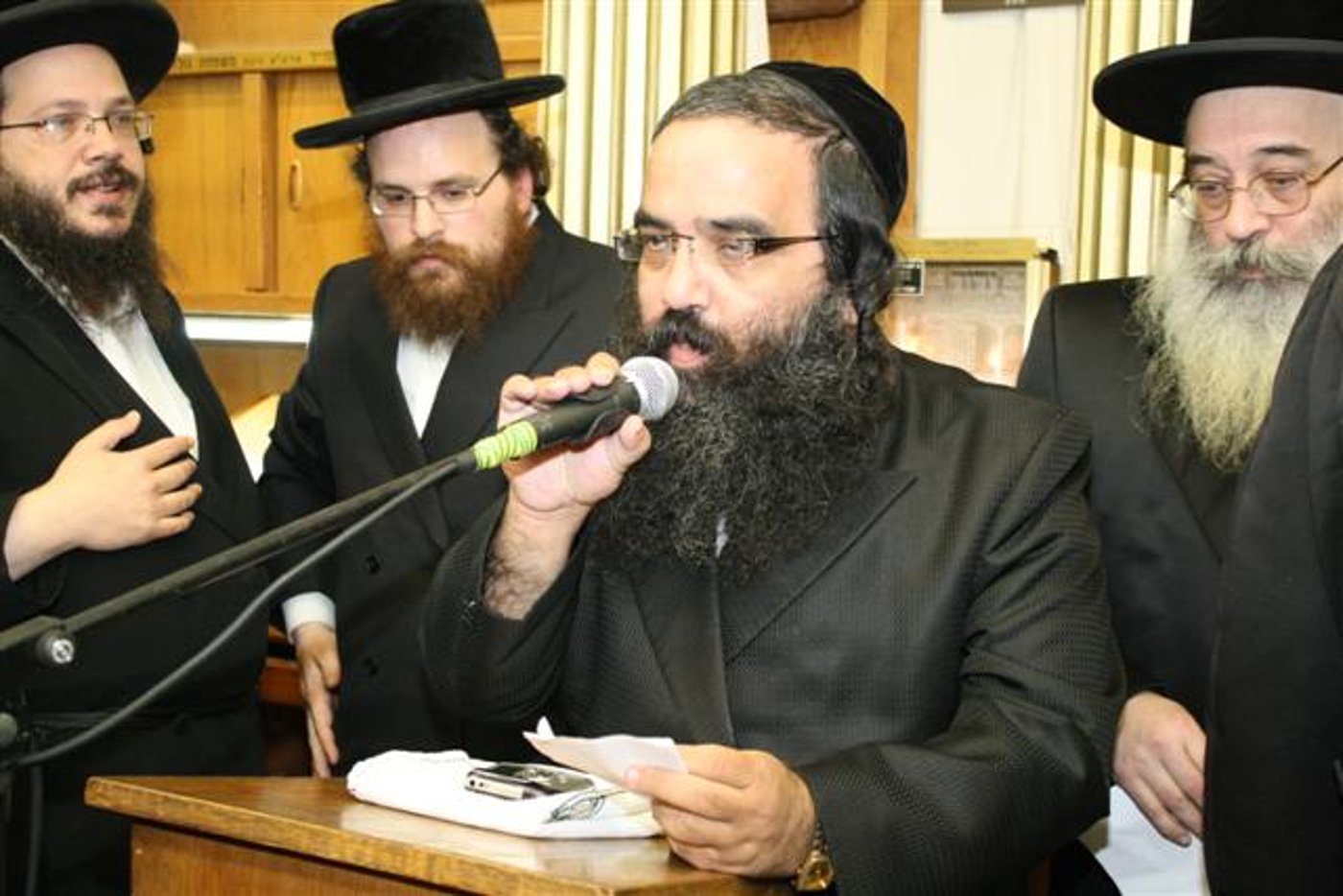 אלפים ליוו למנוחות את האדמו"ר מבוסטון זצ"ל