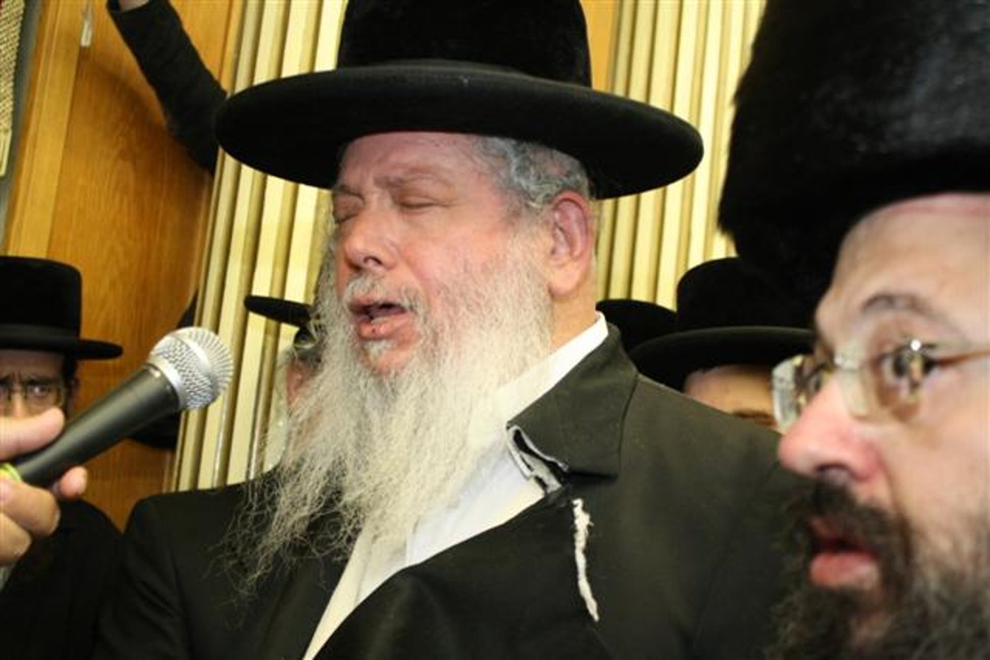 אלפים ליוו למנוחות את האדמו"ר מבוסטון זצ"ל
