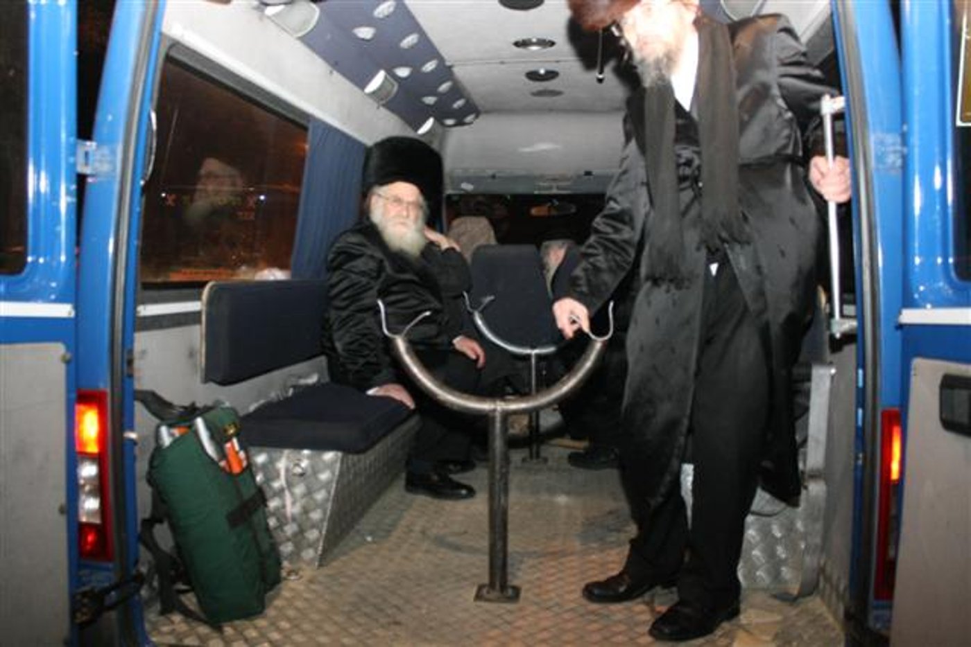 אלפים ליוו למנוחות את האדמו"ר מבוסטון זצ"ל