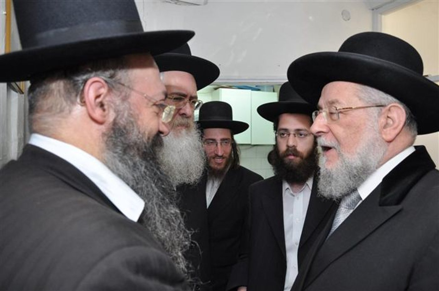 הרב לאו ובנו אצל הגרי"ש אלישיב