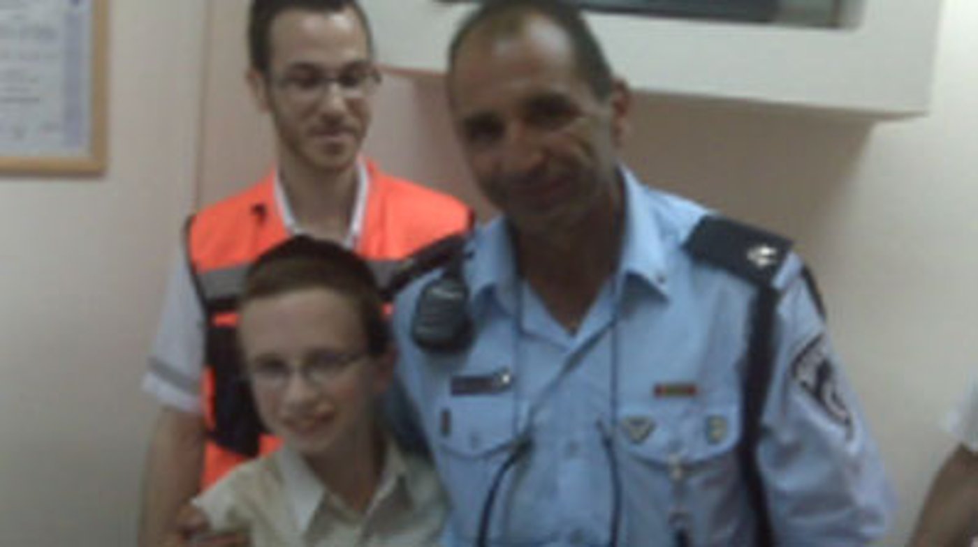 הנער ומחלציו.
